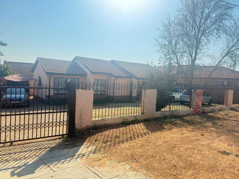 2 Bedroom Property for Sale in Soshanguve Gauteng