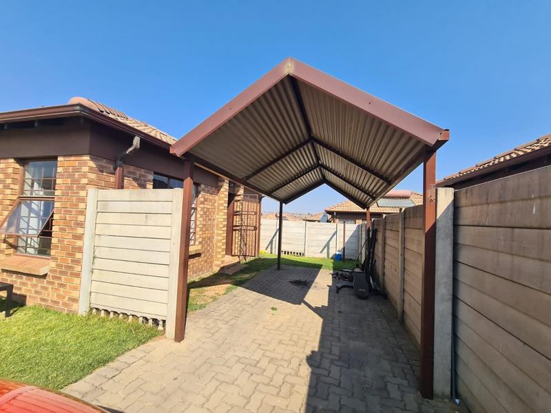 3 Bedroom Property for Sale in Thatch Hill Estate Gauteng
