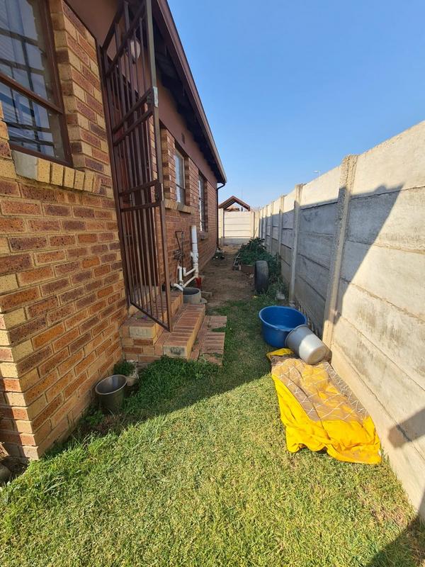 3 Bedroom Property for Sale in Thatch Hill Estate Gauteng