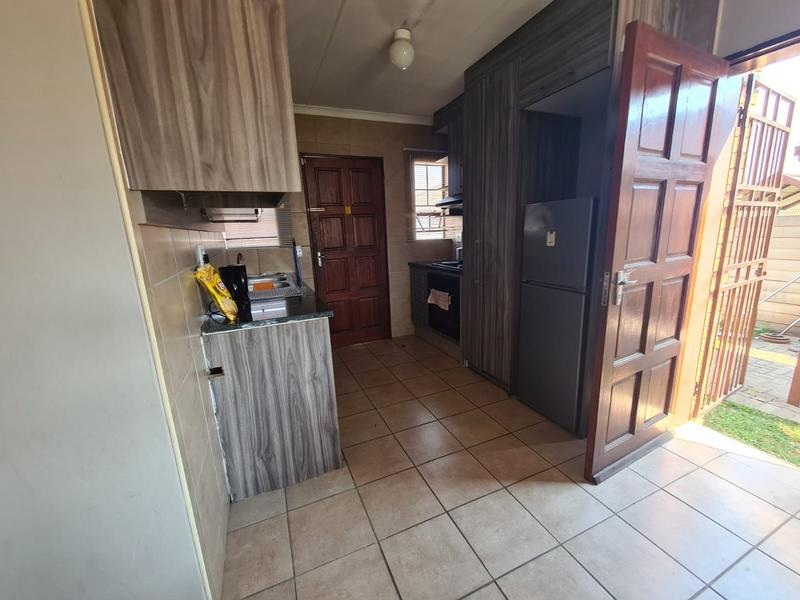 3 Bedroom Property for Sale in Thatch Hill Estate Gauteng