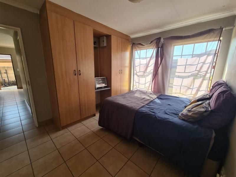 3 Bedroom Property for Sale in Thatch Hill Estate Gauteng