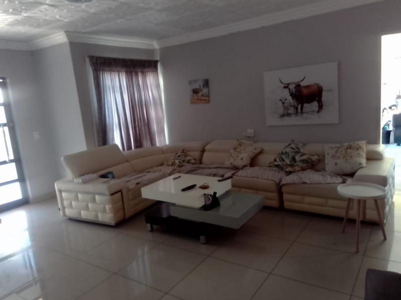4 Bedroom Property for Sale in The Orchards Gauteng