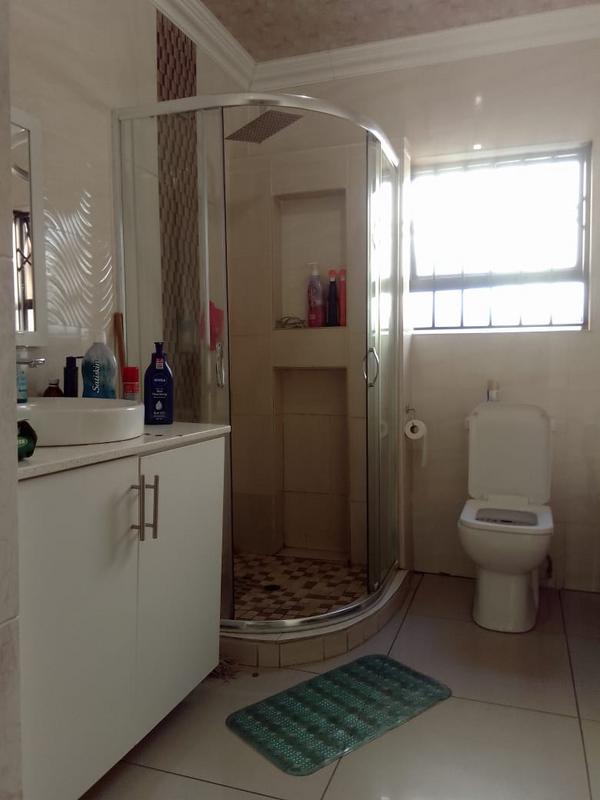 4 Bedroom Property for Sale in The Orchards Gauteng