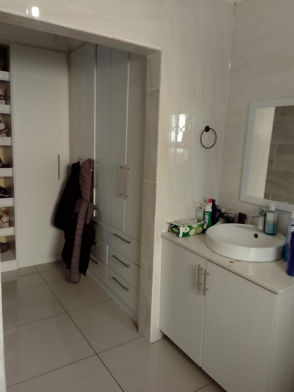 4 Bedroom Property for Sale in The Orchards Gauteng
