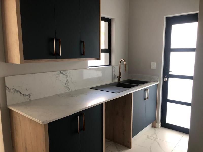 4 Bedroom Property for Sale in Waterlake Farm Lifestyle Estate Gauteng