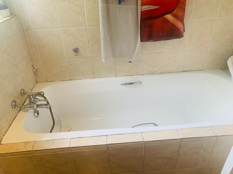 2 Bedroom Property for Sale in Willow Park Manor Gauteng