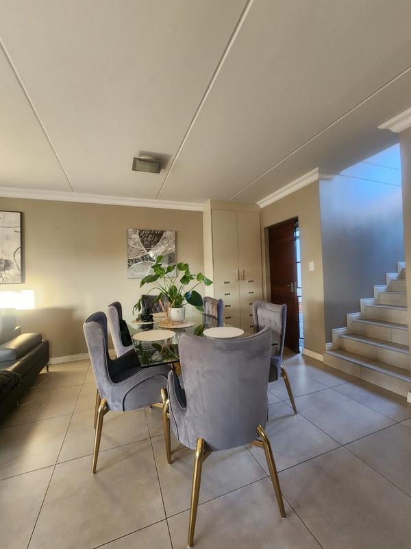 To Let 3 Bedroom Property for Rent in Kyalami Hills Gauteng