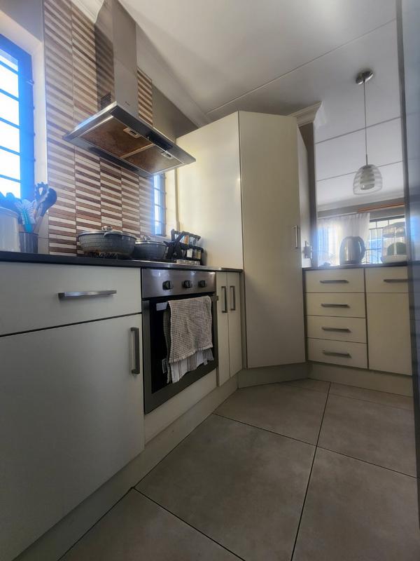 To Let 3 Bedroom Property for Rent in Kyalami Hills Gauteng
