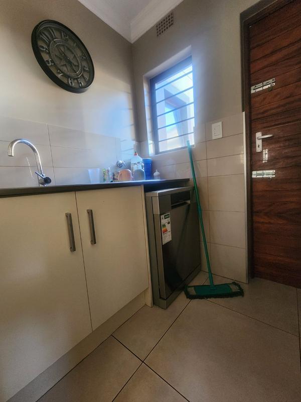 To Let 3 Bedroom Property for Rent in Kyalami Hills Gauteng