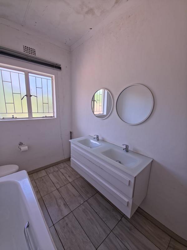 3 Bedroom Property for Sale in Bryanston Gauteng