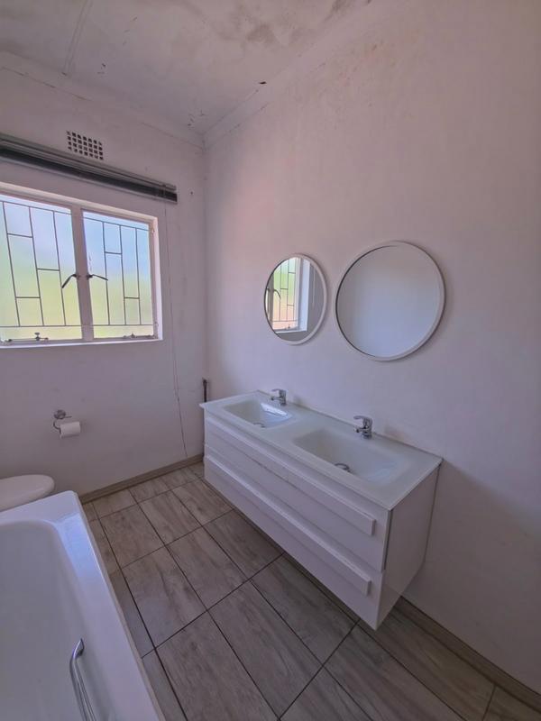 3 Bedroom Property for Sale in Bryanston Gauteng