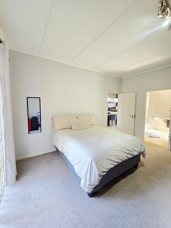 2 Bedroom Property for Sale in Bryanston Gauteng
