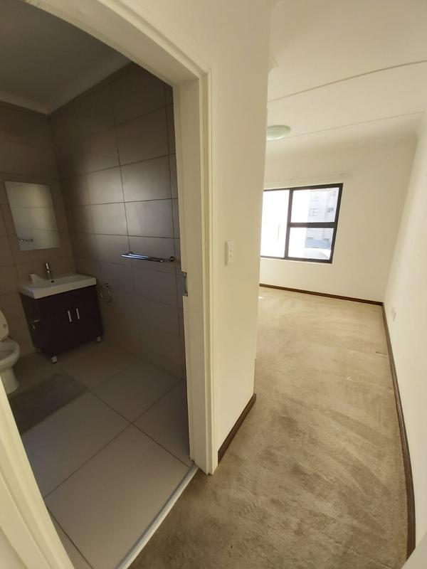 2 Bedroom Property for Sale in Carlswald Gauteng