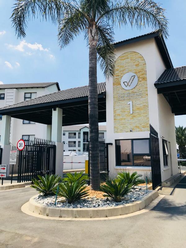 2 Bedroom Property for Sale in Carlswald Gauteng