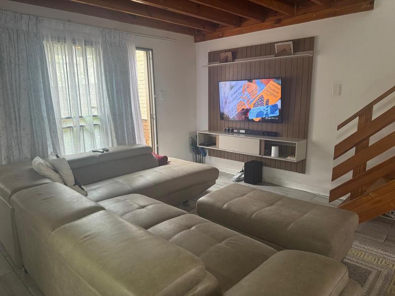 3 Bedroom Property for Sale in Carlswald Gauteng