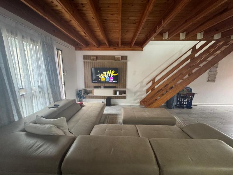 3 Bedroom Property for Sale in Carlswald Gauteng