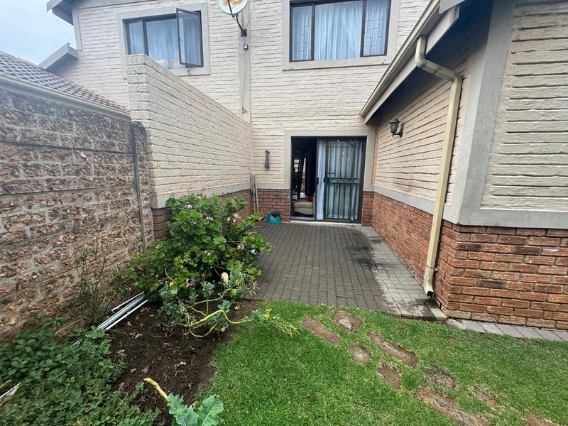 3 Bedroom Property for Sale in Carlswald Gauteng