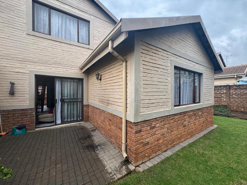 3 Bedroom Property for Sale in Carlswald Gauteng
