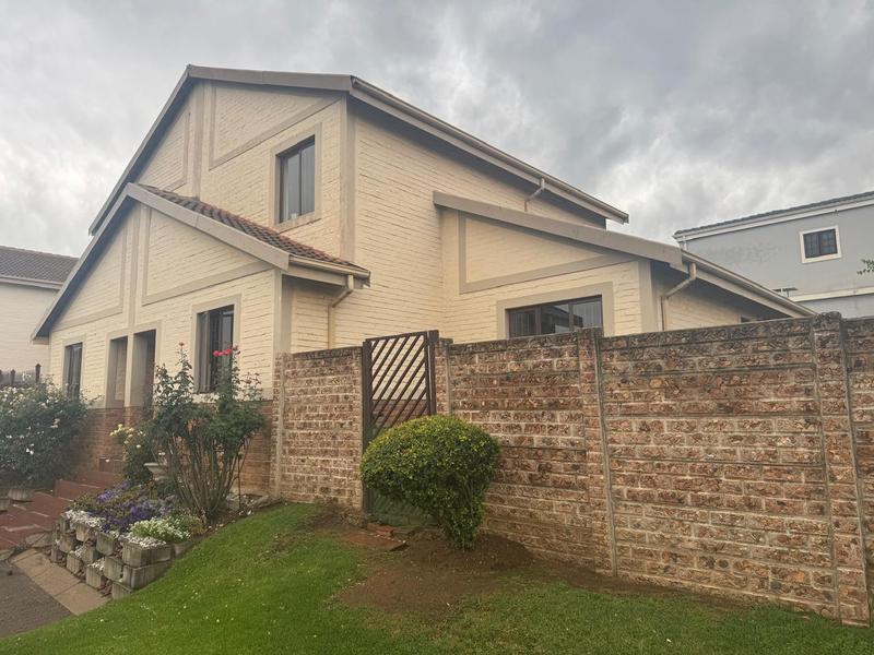 3 Bedroom Property for Sale in Carlswald Gauteng
