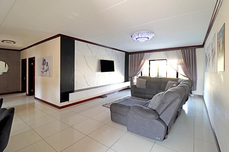 3 Bedroom Property for Sale in Carlswald Gauteng