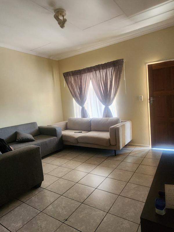 2 Bedroom Property for Sale in Noordwyk Gauteng