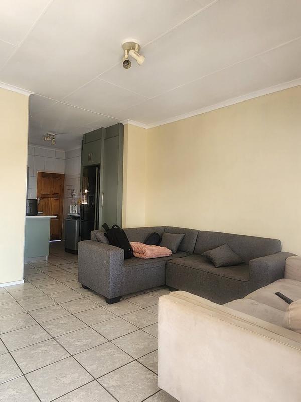 2 Bedroom Property for Sale in Noordwyk Gauteng