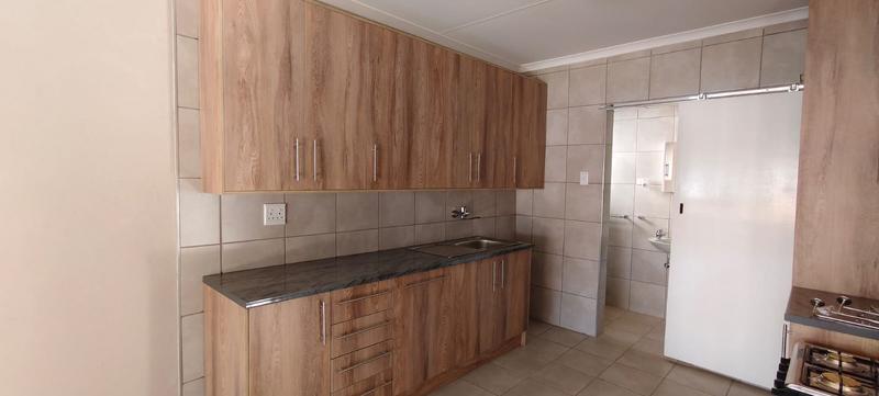 To Let 2 Bedroom Property for Rent in Aston Manor Gauteng