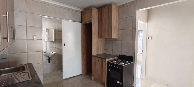 To Let 2 Bedroom Property for Rent in Aston Manor Gauteng