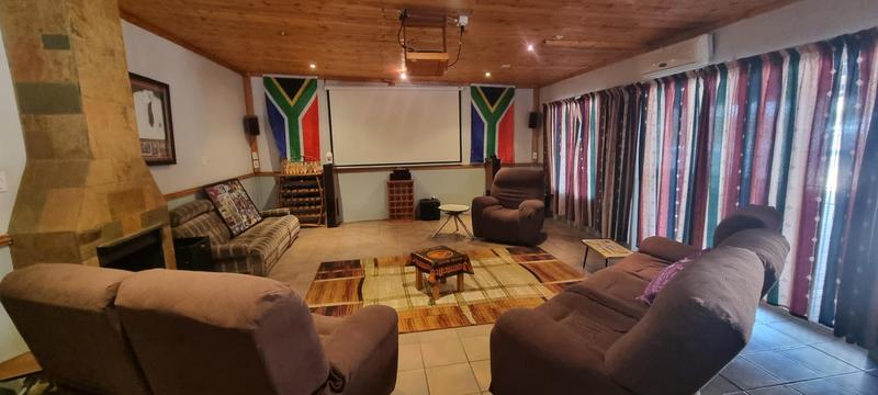 6 Bedroom Property for Sale in Rooihuiskraal Gauteng