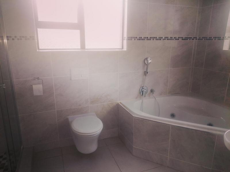 4 Bedroom Property for Sale in Ohenimuri Gauteng