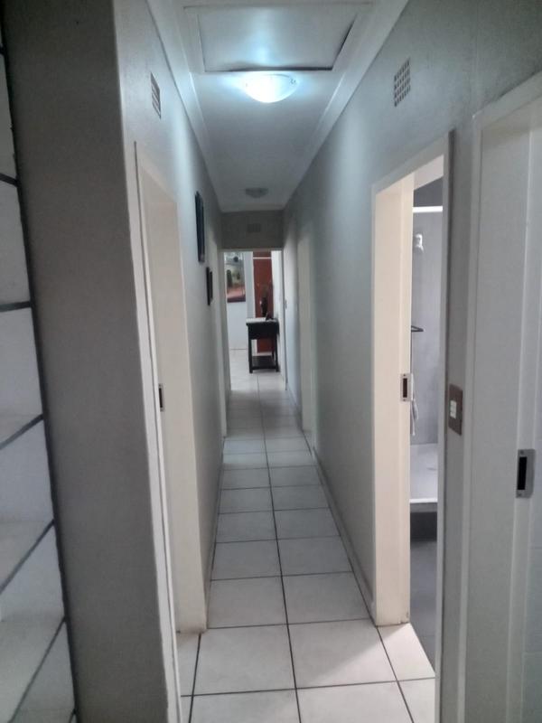 9 Bedroom Property for Sale in Walkerville Gauteng