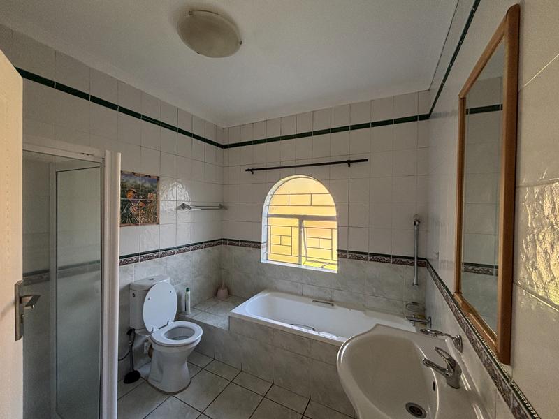To Let 5 Bedroom Property for Rent in Robin Hills Gauteng