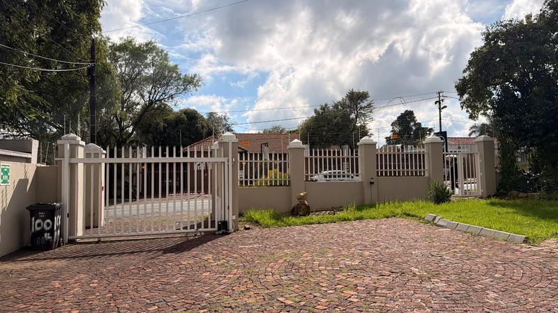 To Let Commercial Property for Rent in Parkmore Gauteng