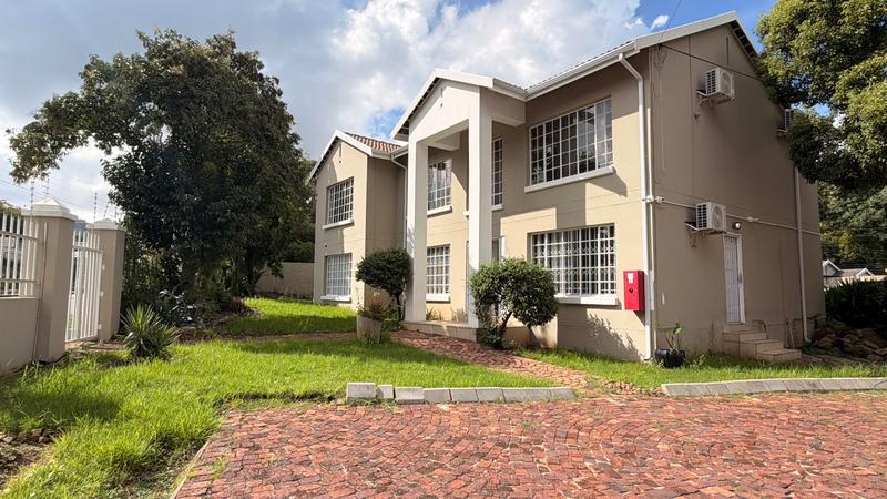 To Let Commercial Property for Rent in Parkmore Gauteng