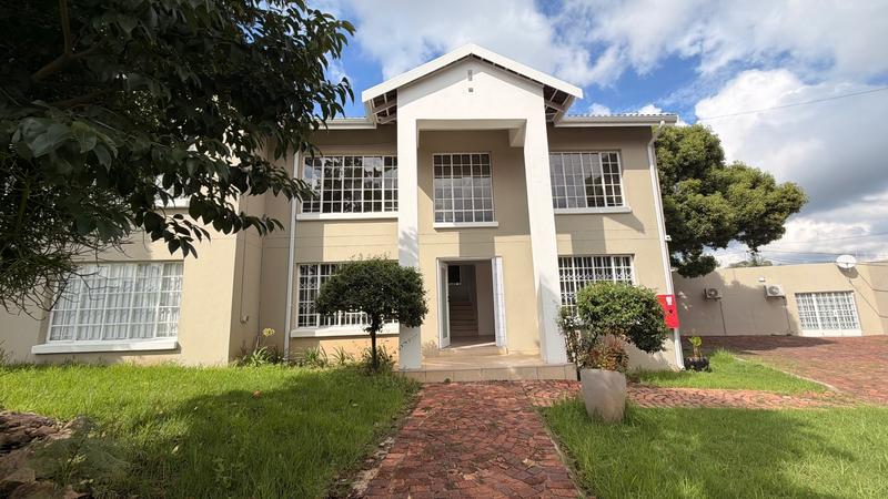 To Let Commercial Property for Rent in Parkmore Gauteng