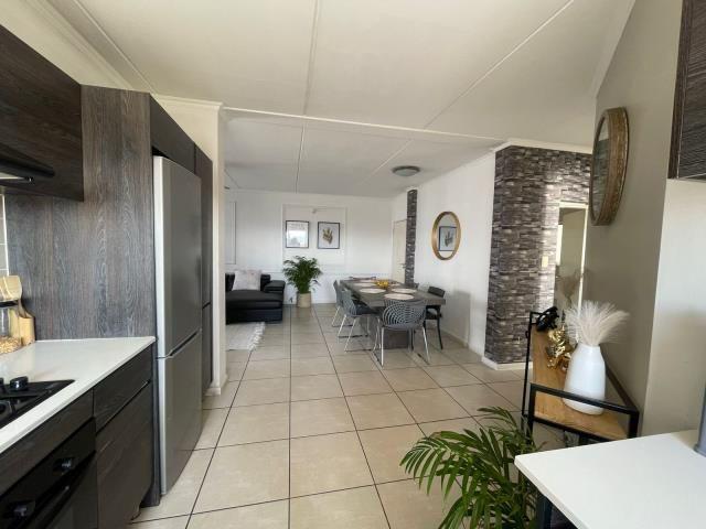 To Let 3 Bedroom Property for Rent in Petervale Gauteng