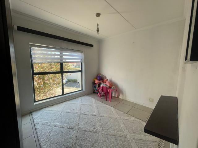 To Let 3 Bedroom Property for Rent in Petervale Gauteng