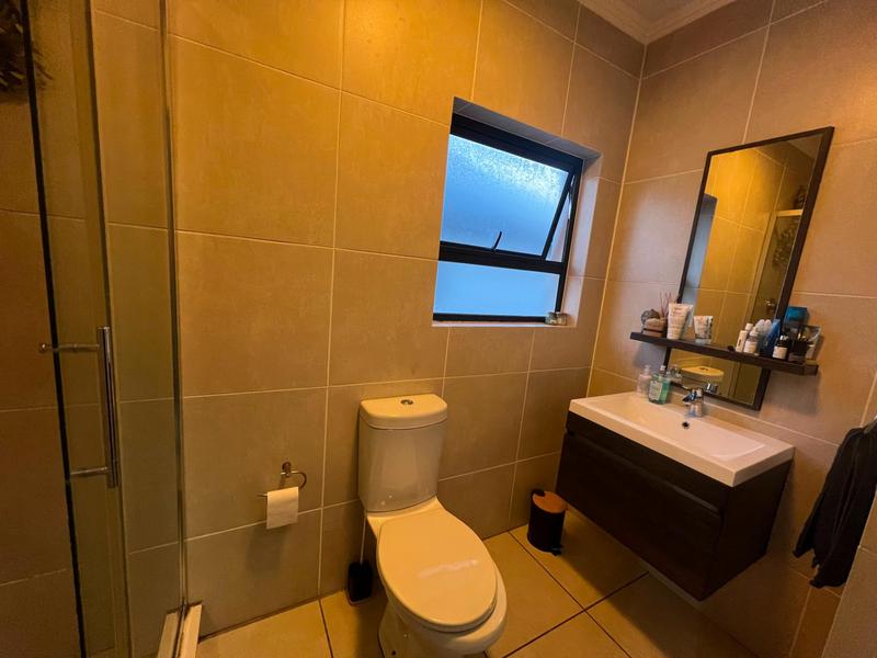 To Let 1 Bedroom Property for Rent in Petervale Gauteng