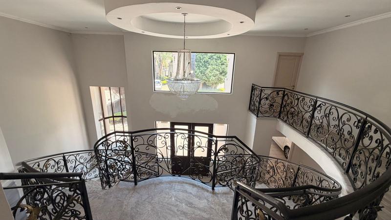 To Let 5 Bedroom Property for Rent in Sandown Gauteng