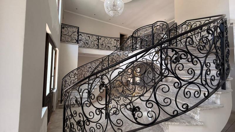 To Let 5 Bedroom Property for Rent in Sandown Gauteng
