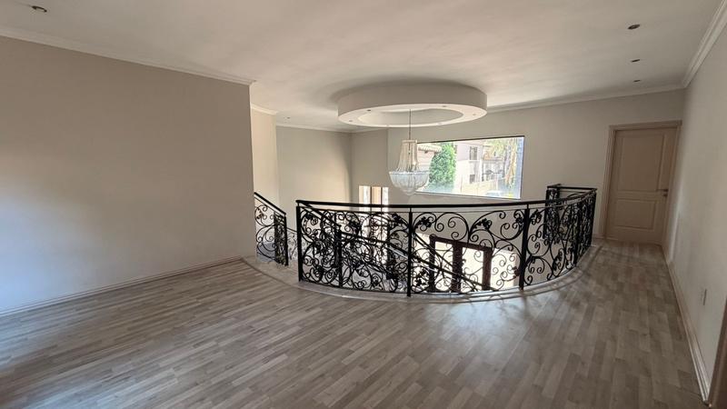 To Let 5 Bedroom Property for Rent in Sandown Gauteng