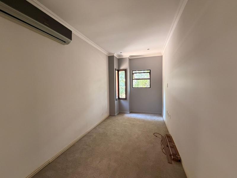 To Let 5 Bedroom Property for Rent in Sandown Gauteng