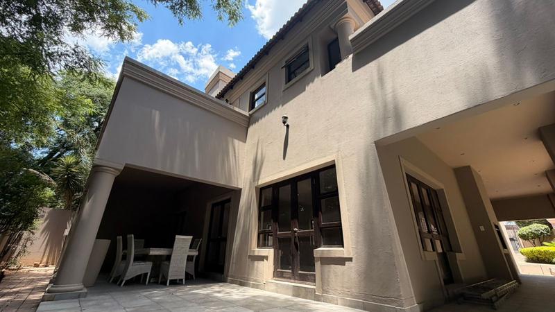 To Let 5 Bedroom Property for Rent in Sandown Gauteng