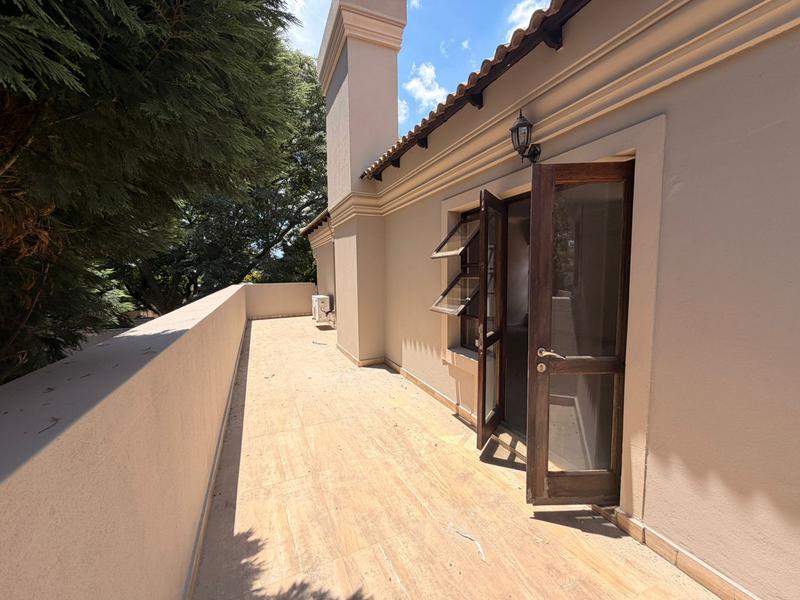 To Let 5 Bedroom Property for Rent in Sandown Gauteng