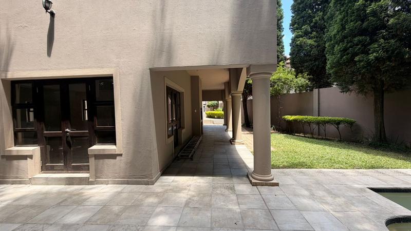 To Let 5 Bedroom Property for Rent in Sandown Gauteng