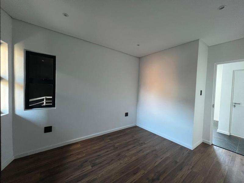 To Let 3 Bedroom Property for Rent in Broadacres Gauteng