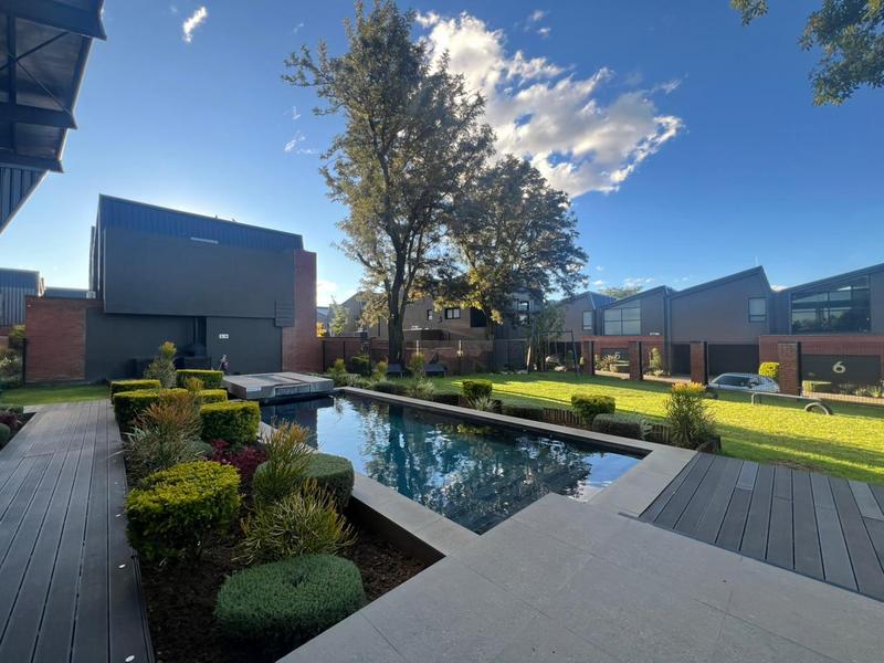To Let 3 Bedroom Property for Rent in Broadacres Gauteng