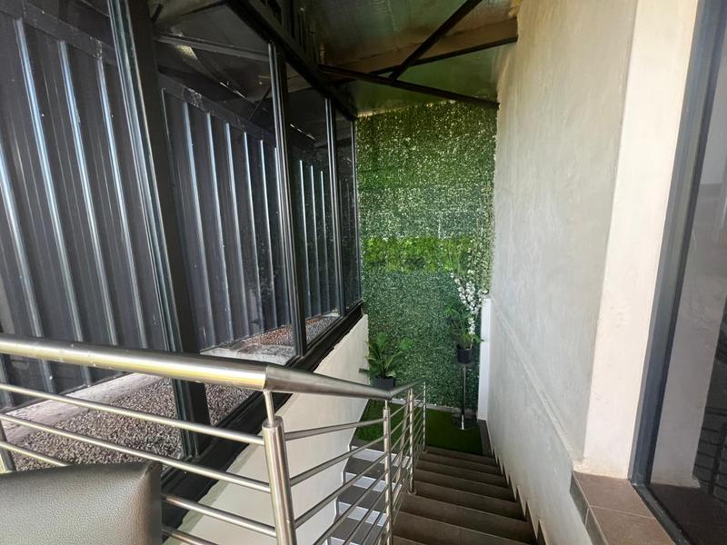 To Let 3 Bedroom Property for Rent in Broadacres Gauteng