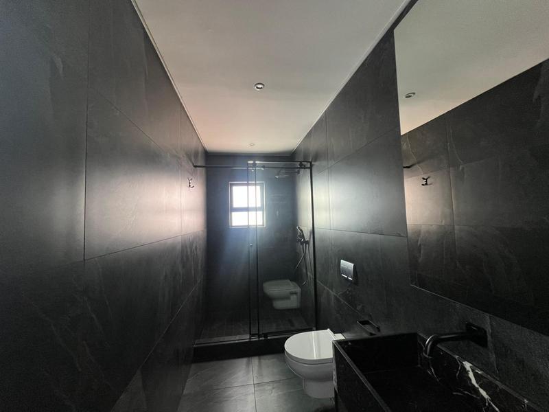 To Let 2 Bedroom Property for Rent in Broadacres Gauteng