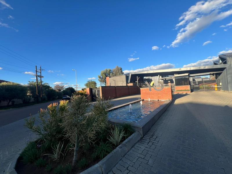 To Let 2 Bedroom Property for Rent in Broadacres Gauteng